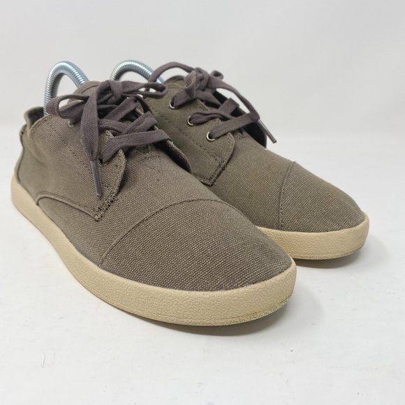 toms shoes with laces